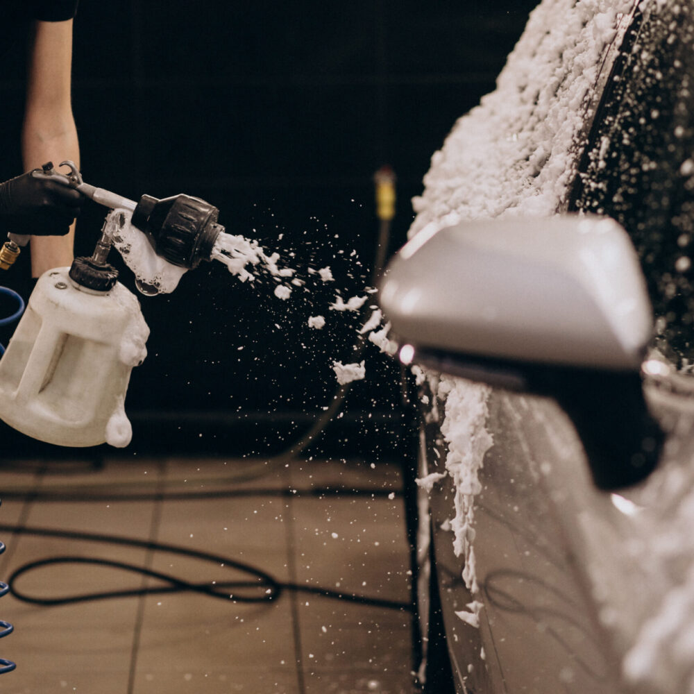 Car wash detailing station